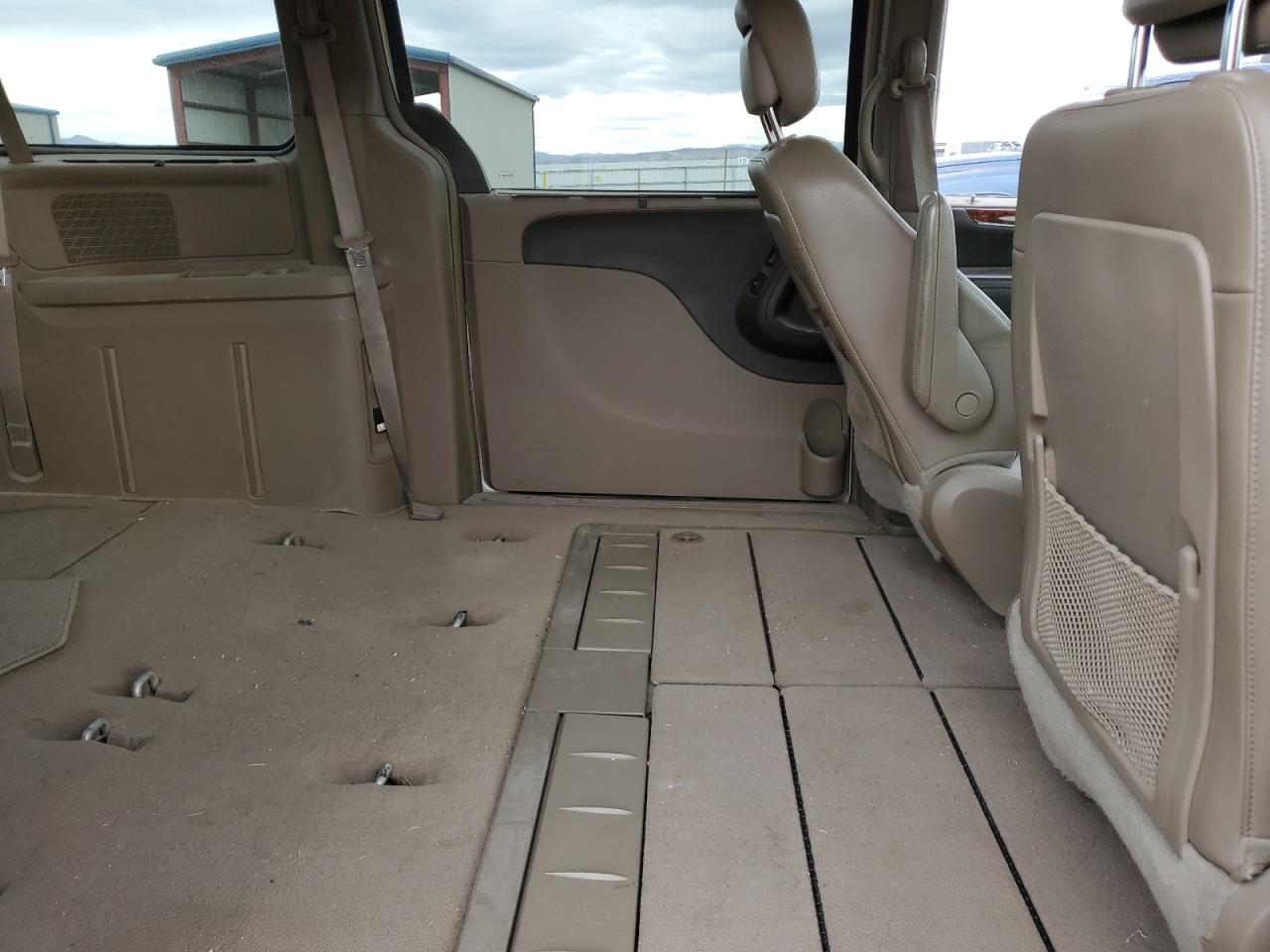 2012 Chrysler Town & Country VIN 2C4RC1CG8CR412688 Copart auction photo, front end / minor dent/scratches damage thumbnail 11
