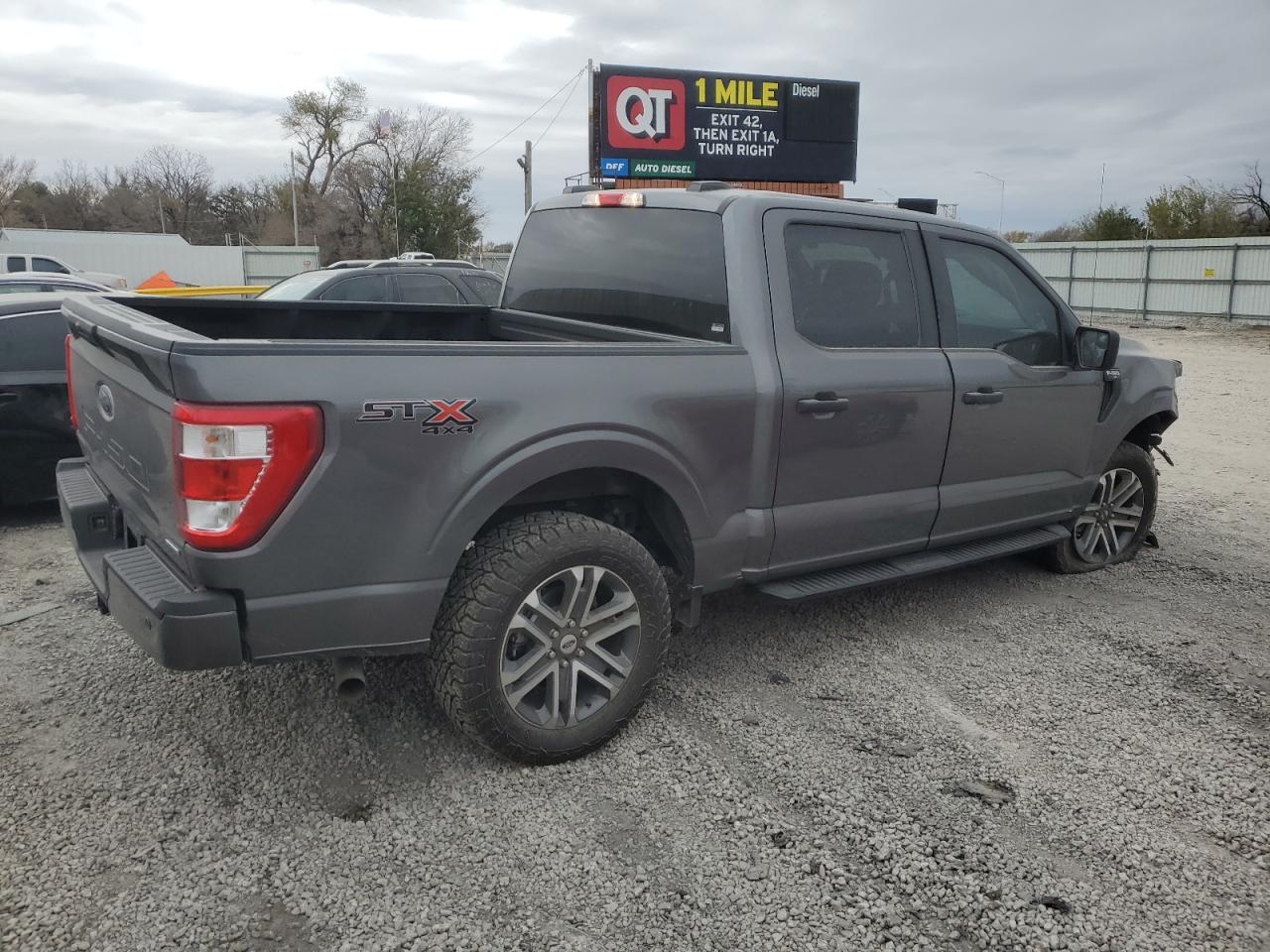 2021 Ford F-150 VIN 1FTEW1EP1MKD81965 Copart auction photo, front end damage thumbnail 3