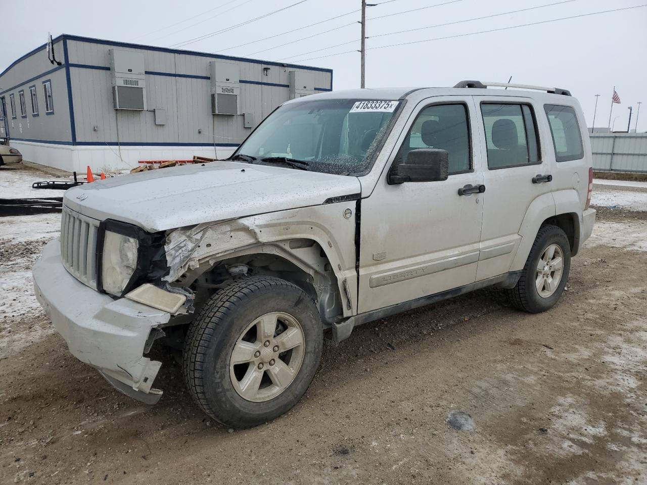 2011 Jeep Liberty (North America) VIN 1J4PN2GK8BW564587