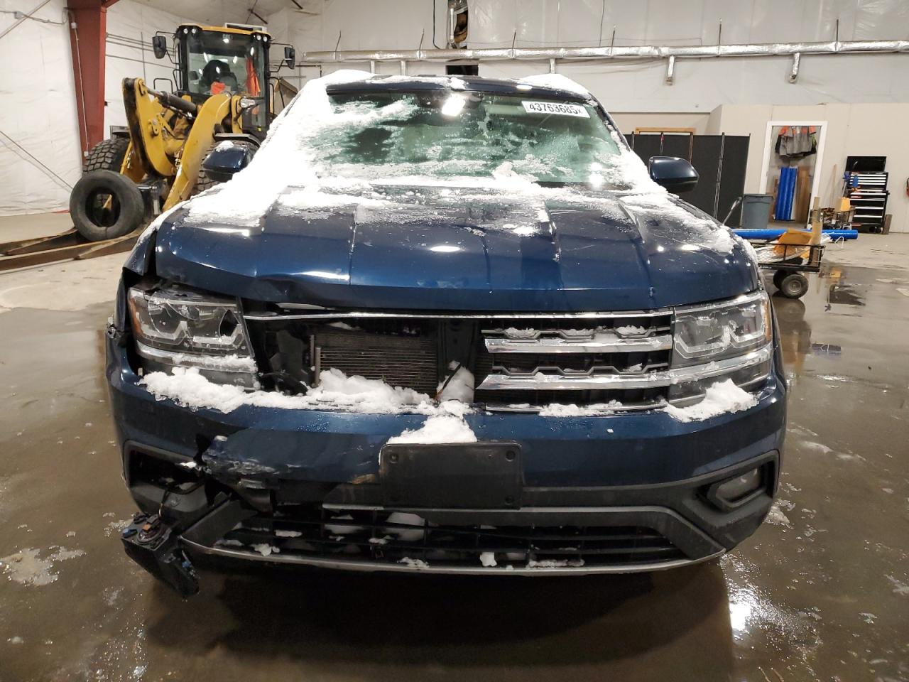 2018 Volkswagen Atlas VIN 1V2LR2CA1JC514201 Copart auction photo, front end / minor dent/scratches damage thumbnail 5