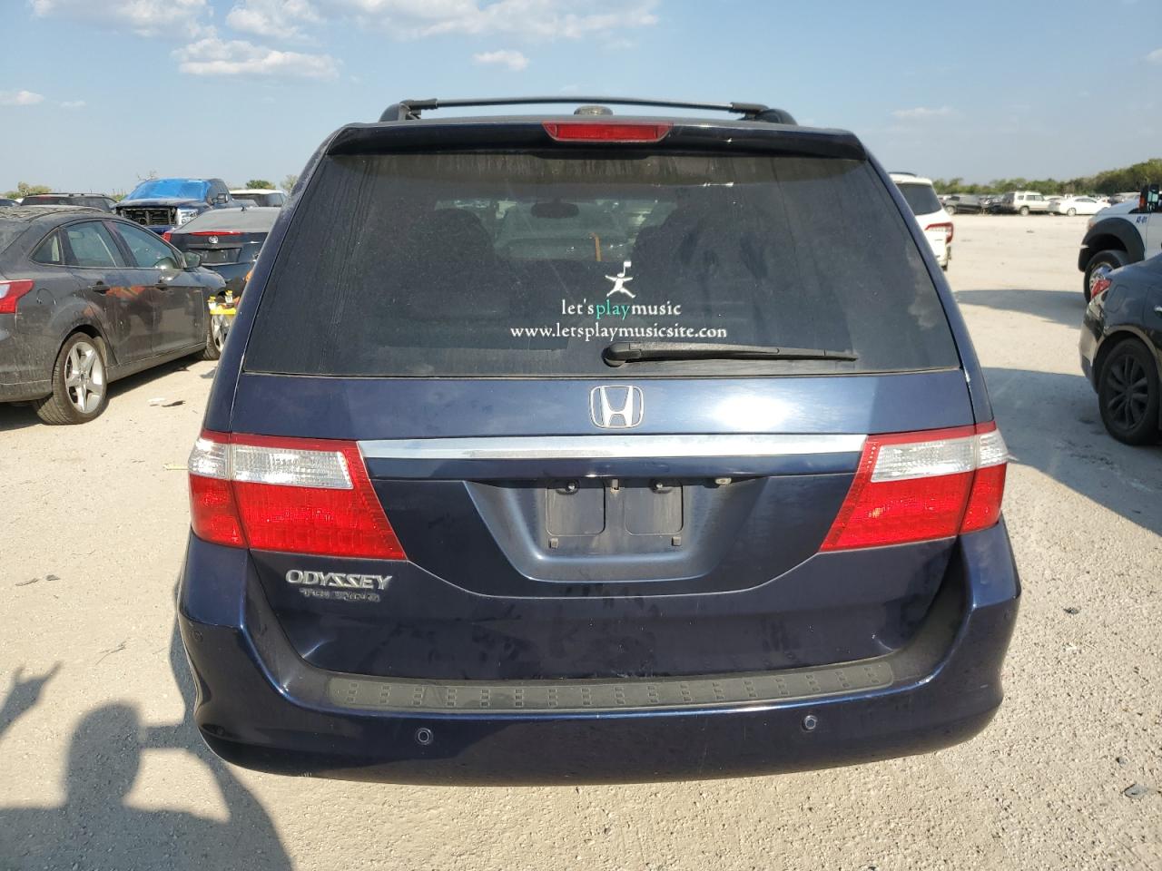 2007 Honda Odyssey VIN 5FNRL38897B107666 Copart auction photo, normal wear / front end damage thumbnail 6