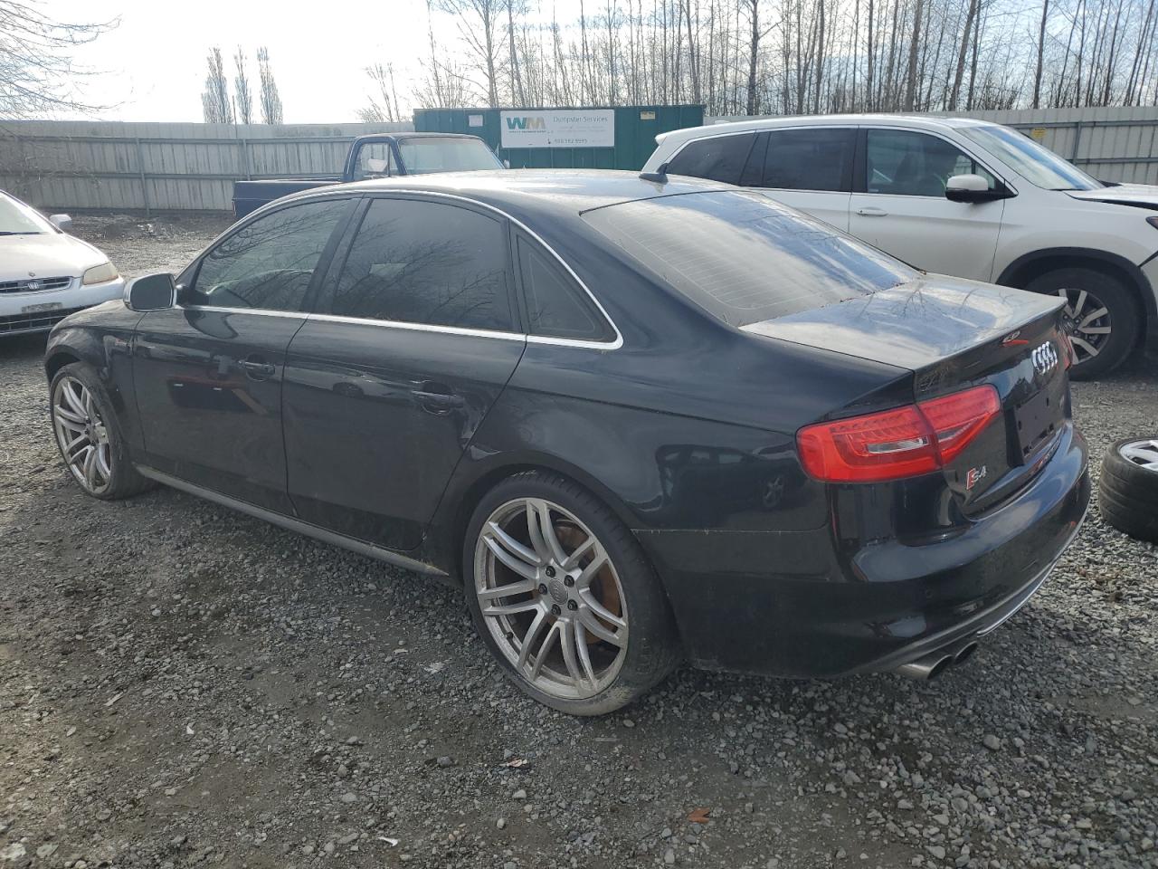 2014 Audi RS4 VIN WAUBGAFL9EA124827 Copart auction photo, minor dent/scratches damage thumbnail 2
