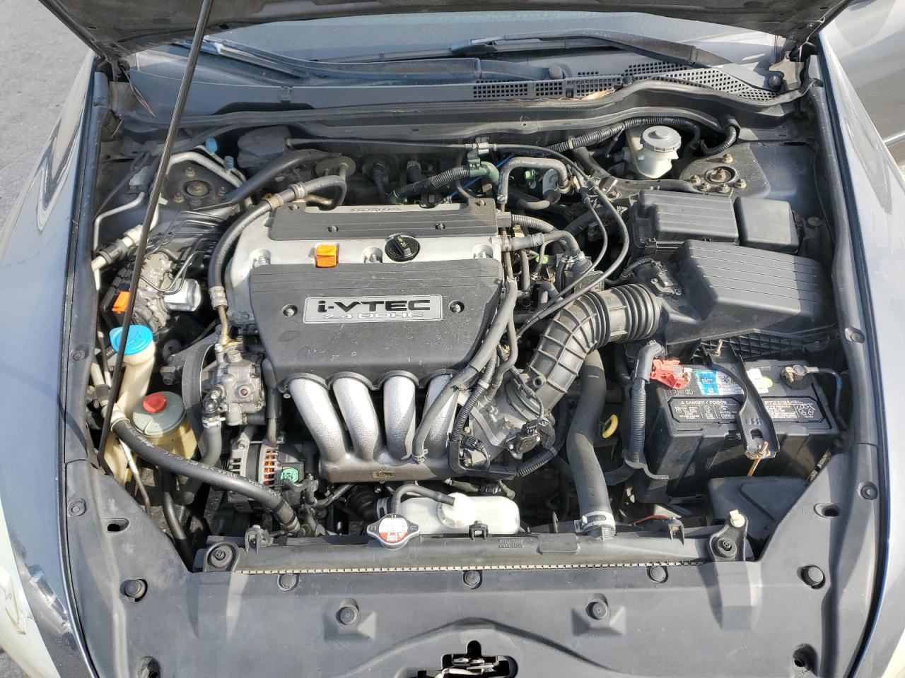 2005 Honda Accord VIN 1HGCM56805A060178 Copart auction photo, front end damage thumbnail 13