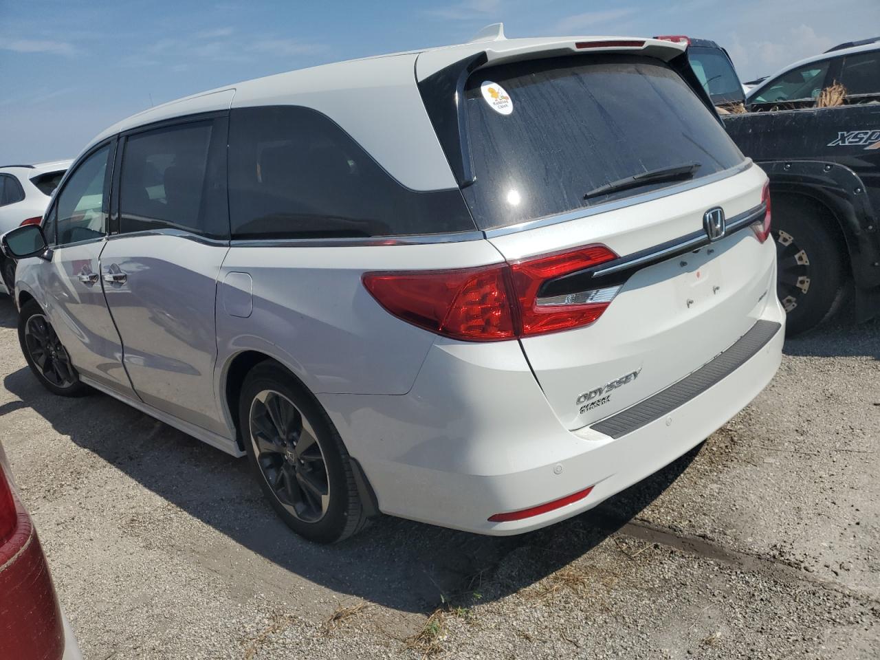 2021 Honda Odyssey VIN 5FNRL6H96MB004999 Copart auction photo, water/flood damage thumbnail 2