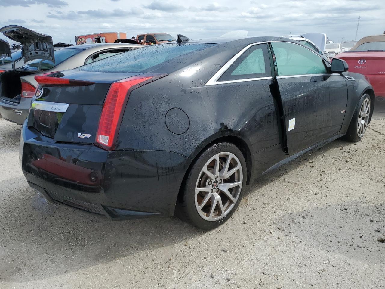 2011 Cadillac CTS VIN 1G6DV1EP0B0121230 Copart auction photo, water/flood damage thumbnail 3