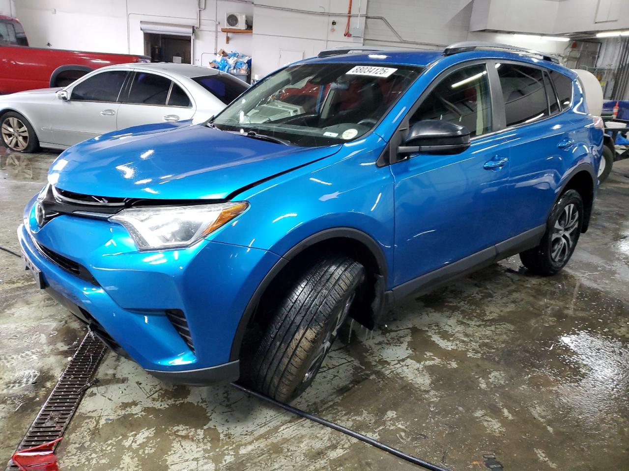 2017 Toyota RAV 4 VIN JTMBFREV9HJ709046