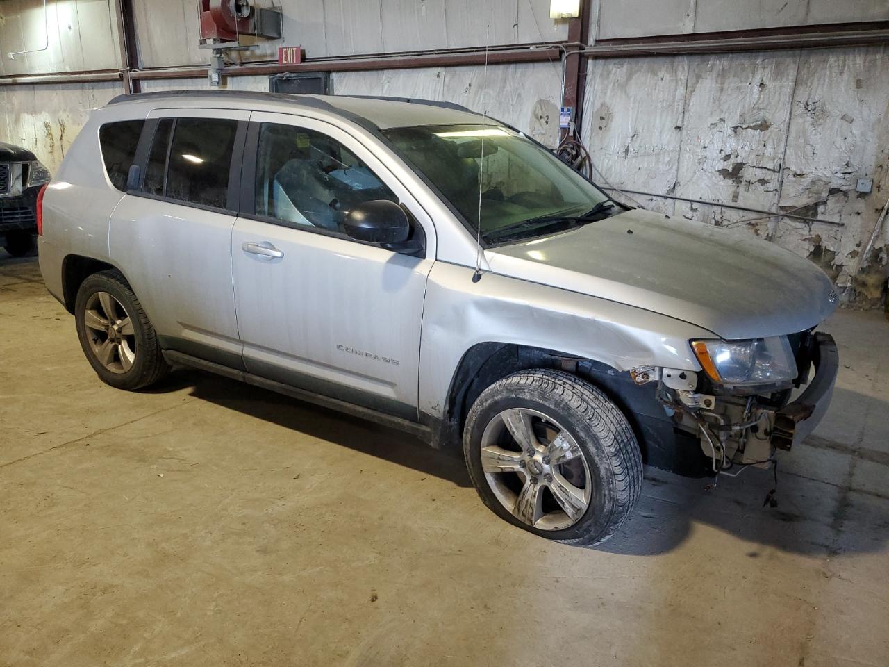 2011 Jeep Compass VIN 1J4NF1FB2BD280934 Copart auction photo, front end / minor dent/scratches damage thumbnail 4