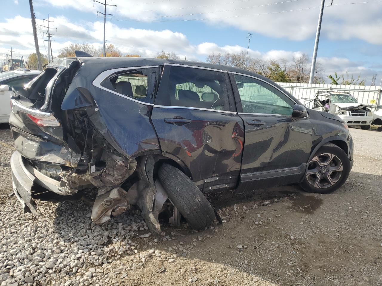 2018 Honda CR-V VIN 7FARW2H81JE013083 Copart auction photo, rear end damage thumbnail 3