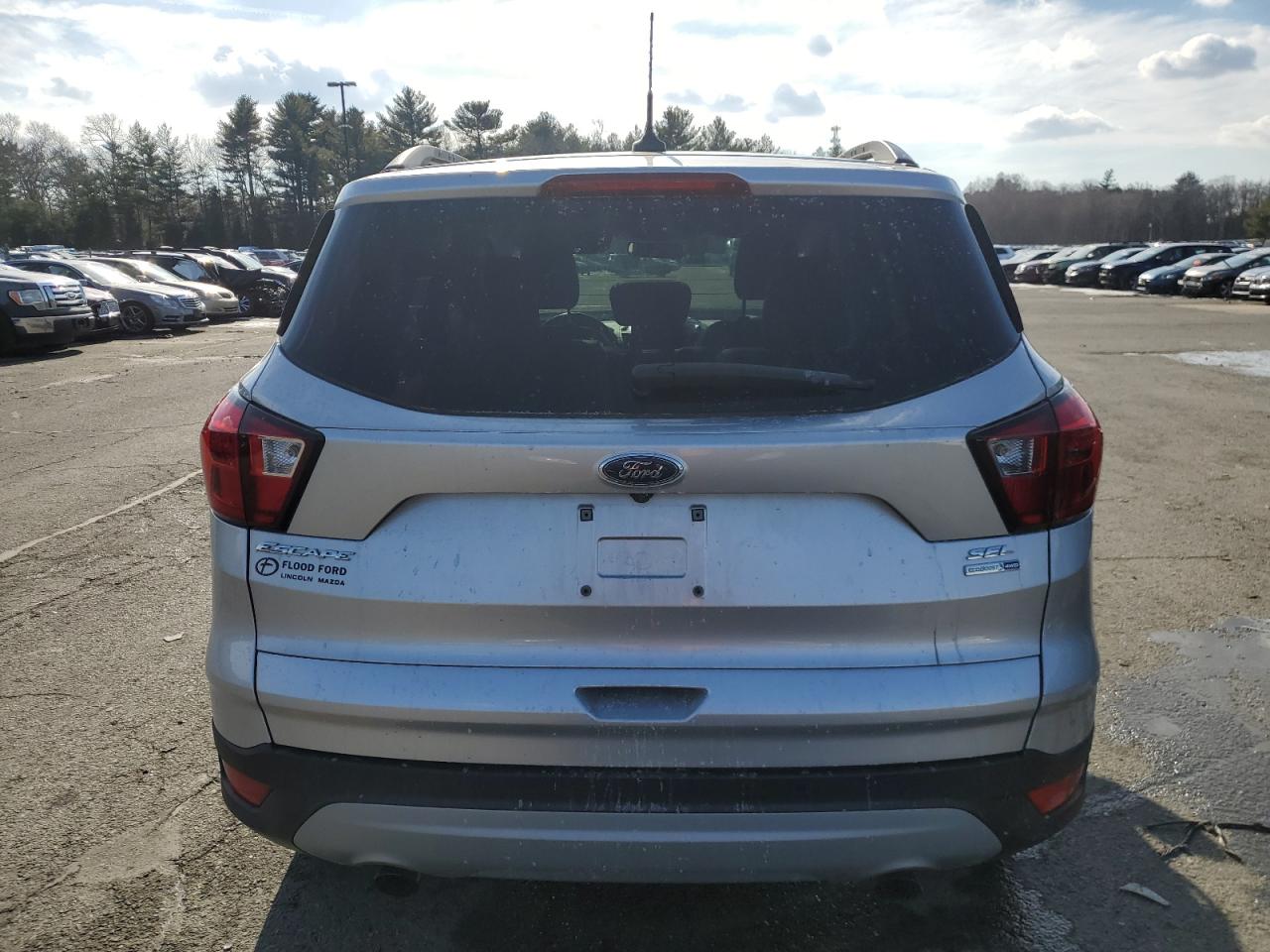 2019 Ford Escape VIN 1FMCU9HD2KUA57501 Copart auction photo, unknown / minor dent/scratches damage thumbnail 6