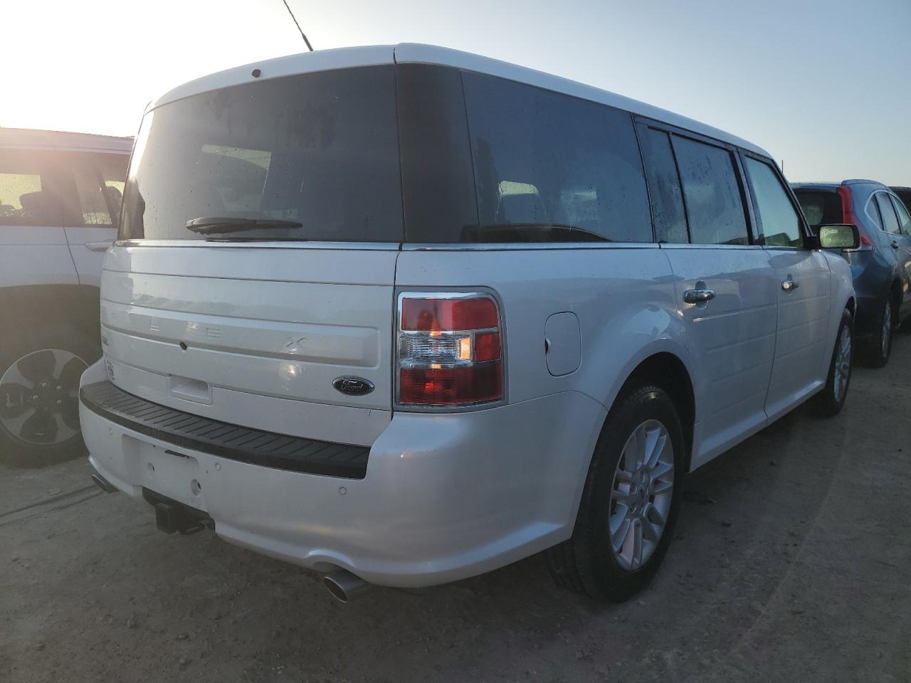 2019 Ford Flex VIN 2FMGK5C8XKBA25671 Copart auction photo, water/flood damage thumbnail 3