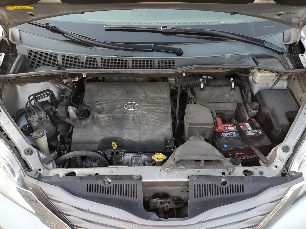 2011 Toyota Sienna VIN 5TDYK3DC0BS150399 Copart auction photo, all over damage thumbnail 14