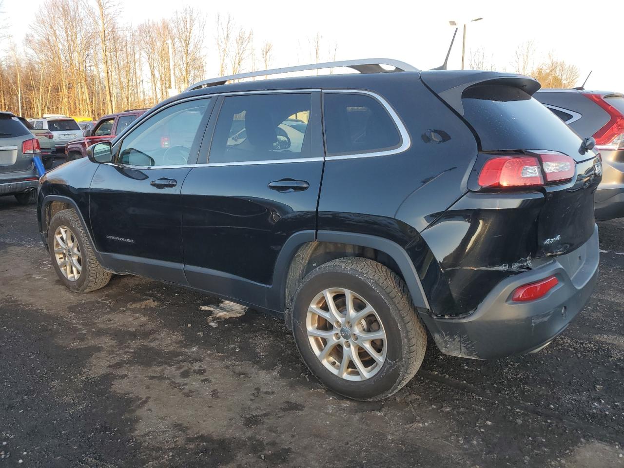 2017 Jeep Grand Cherokee VIN 1C4PJMCS4HW579597 Copart auction photo, rear end / minor dent/scratches damage thumbnail 2