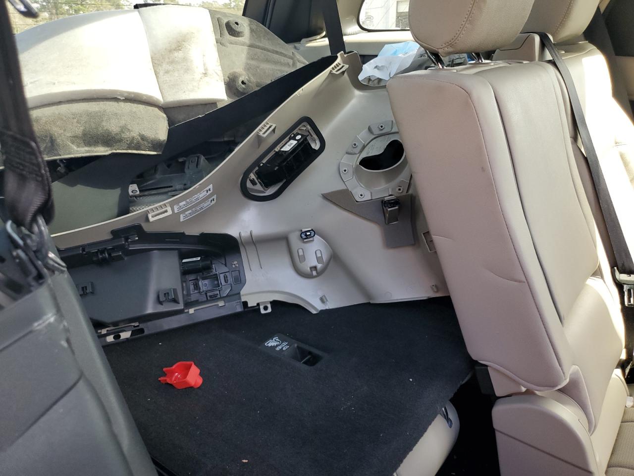 2019 Land Rover Discovery VIN SALRR2RV7KA094813 Copart auction photo, rear end damage thumbnail 13