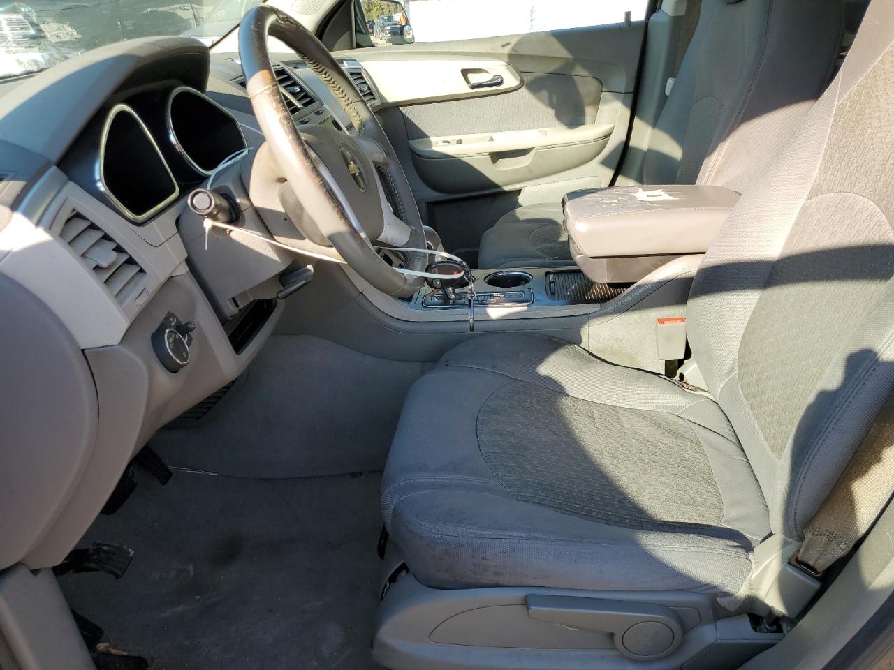 2011 Chevrolet Traverse VIN 1GNKRFED1BJ406869 Copart auction photo, front end / minor dent/scratches damage thumbnail 7