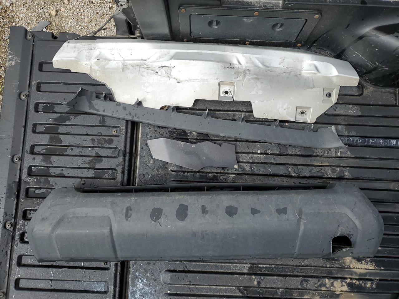 2015 Toyota Tacoma VIN 5TFJU4GN2FX069726 Copart auction photo, front end damage thumbnail 14