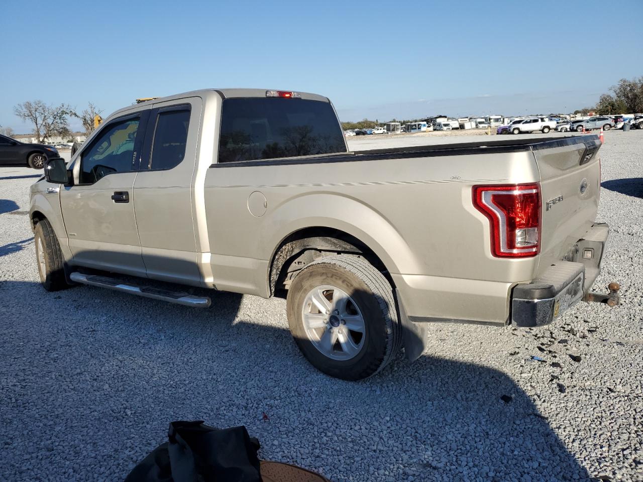 2017 Ford F-150 VIN 1FTEX1CP9HFA07733 Copart auction photo, front end damage thumbnail 2