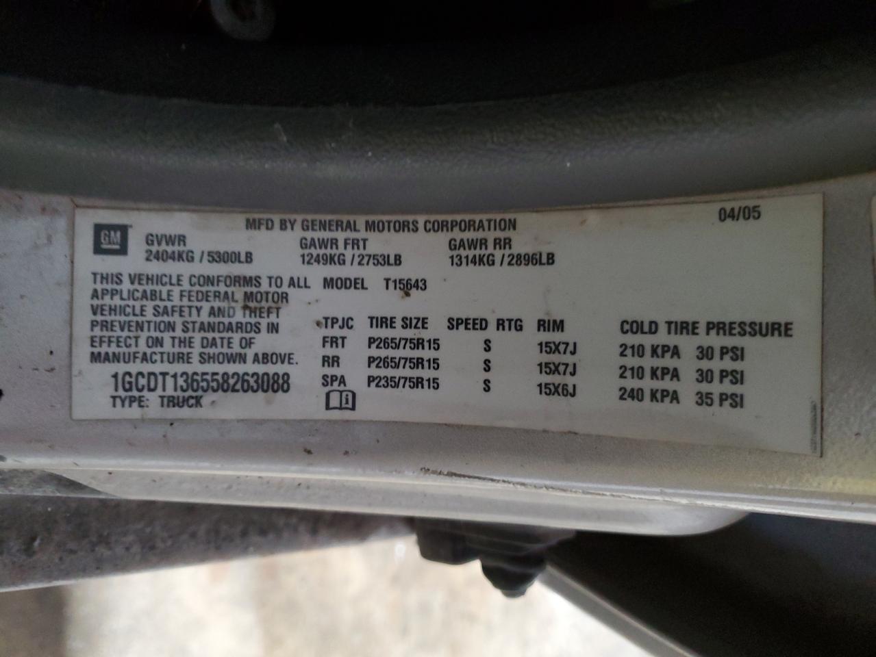 2005 Chevrolet Colorado VIN 1GCDT136558263088 Copart auction photo, side / rear end damage thumbnail 12