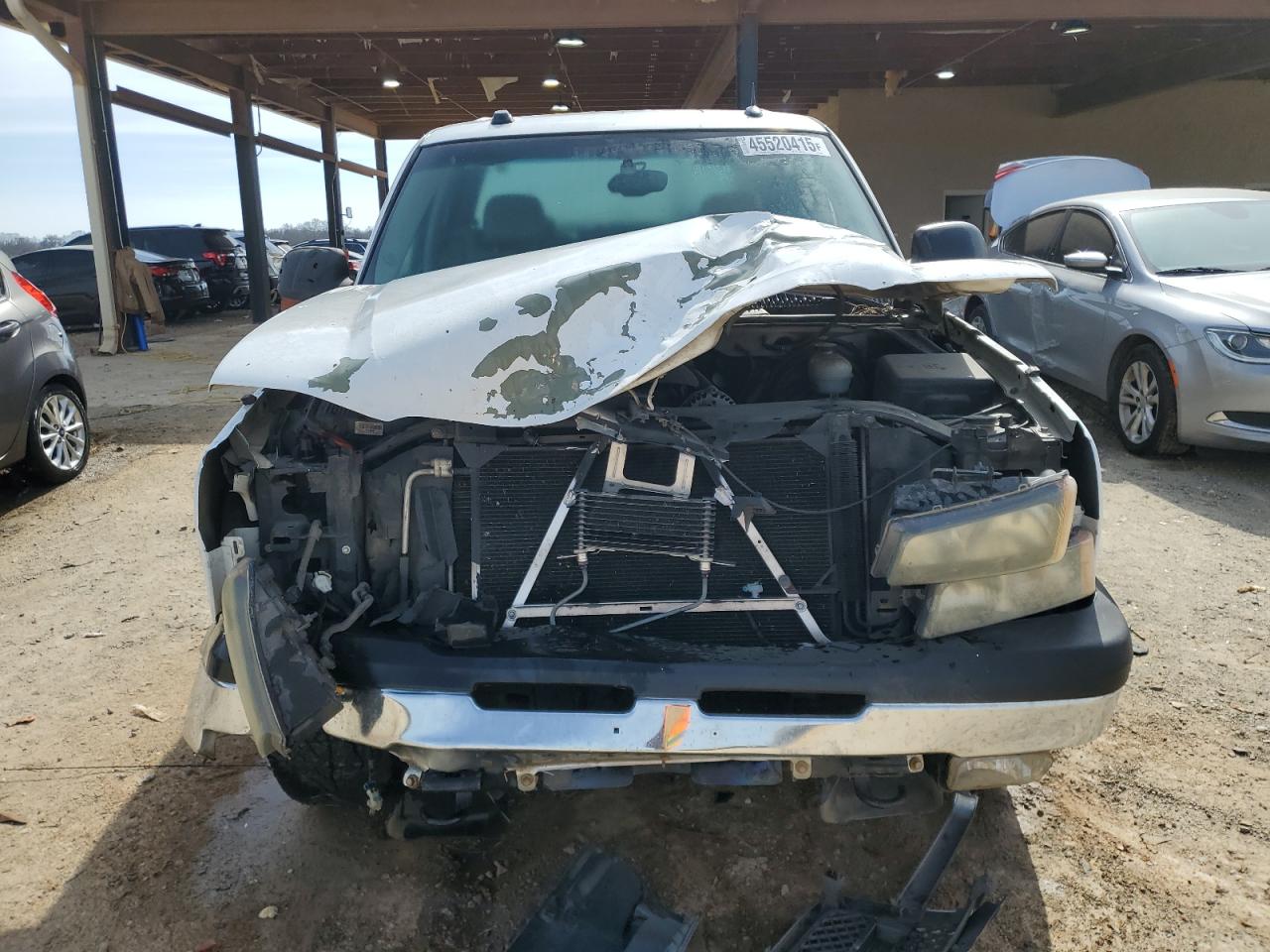 2005 Chevrolet Silverado VIN 2GCEK13T451398353 Copart auction photo, front end damage thumbnail 5