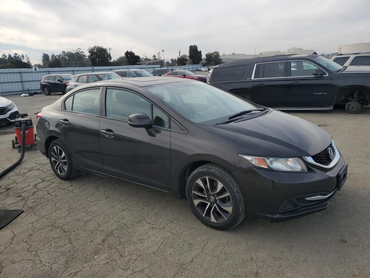 2013 Honda Civic VIN 19XFB2F86DE202481 Copart auction photo, side damage thumbnail 4