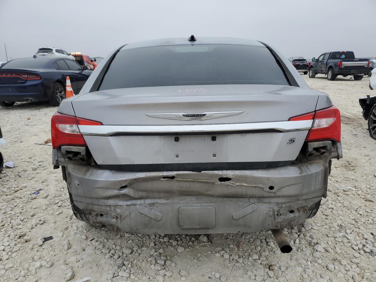 2014 Chrysler 200 VIN 1C3CCBBB4EN128576 Copart auction photo, rear end / minor dent/scratches damage thumbnail 6