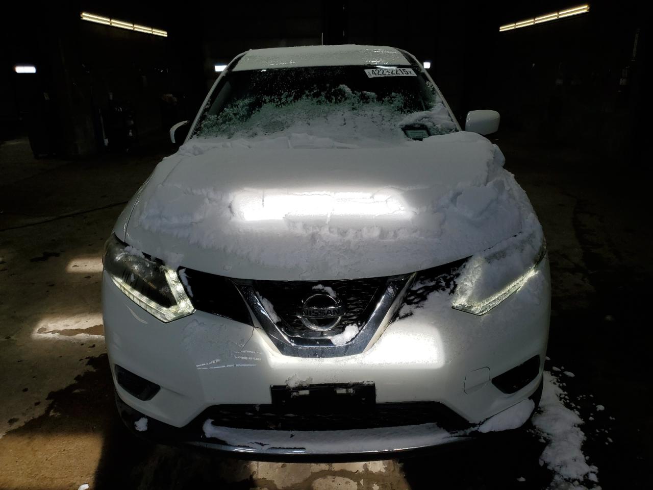 2016 Nissan Rogue VIN 5N1AT2MV7GC869731 Copart auction photo, side / front end damage thumbnail 5