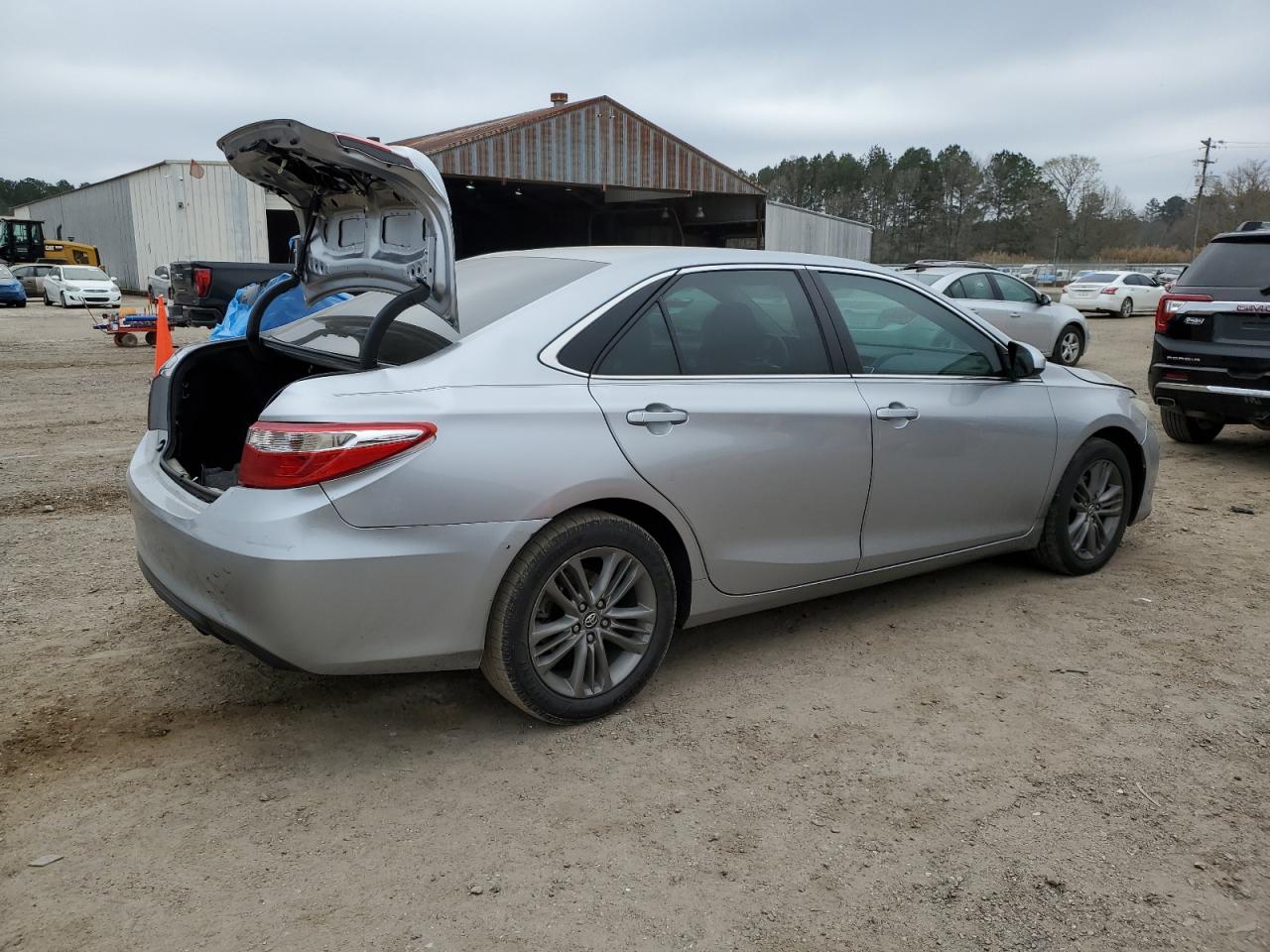 2017 Toyota Camry VIN 4T1BF1FKXHU317435 Copart auction photo, rear end damage thumbnail 3