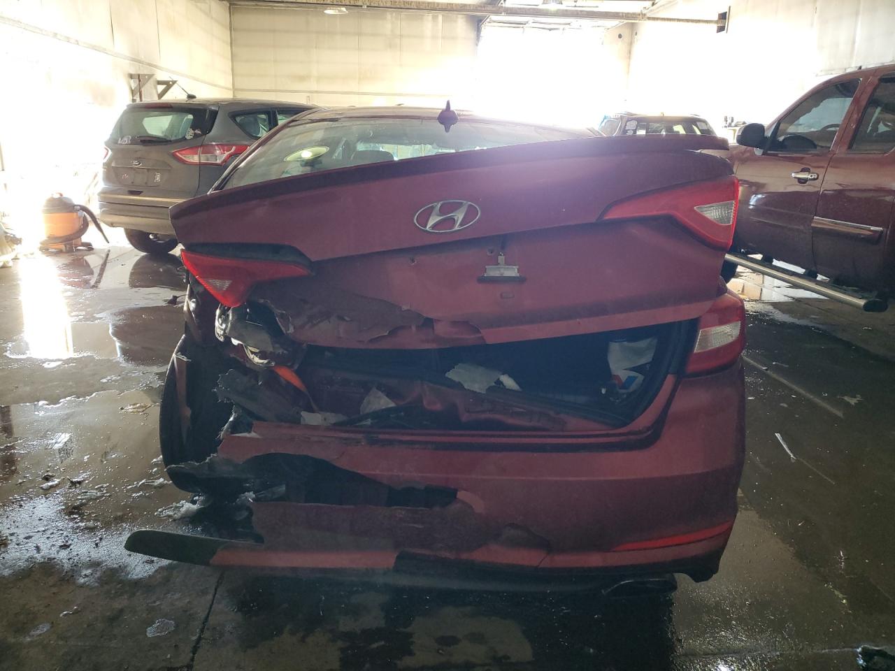 2015 Hyundai Sonata VIN 5NPE24AF3FH027053 Copart auction photo, rear end / mechanical damage thumbnail 6
