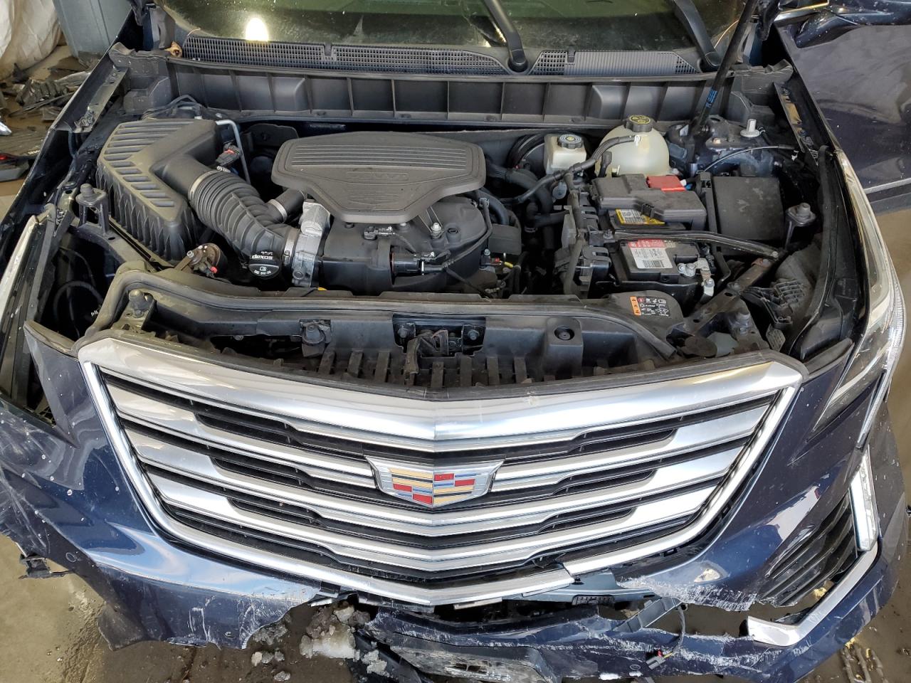 2017 Cadillac XT5 VIN 1GYKNDRS1HZ208234 Copart auction photo, front end / side damage thumbnail 12