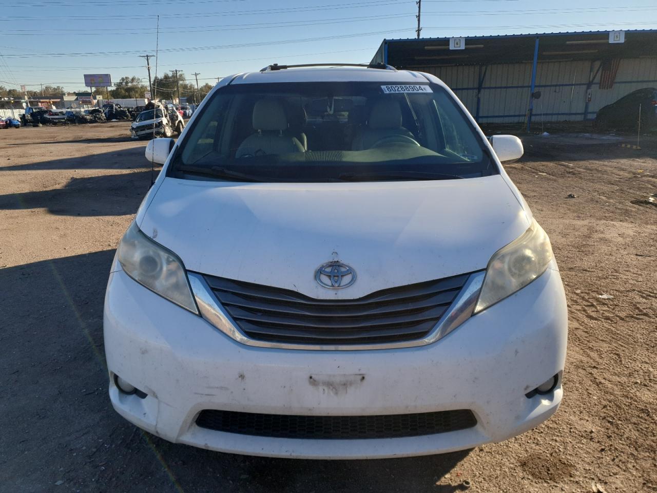 2013 Toyota Sienna VIN 5TDYK3DCXDS398405 Copart auction photo, minor dent/scratches damage thumbnail 5