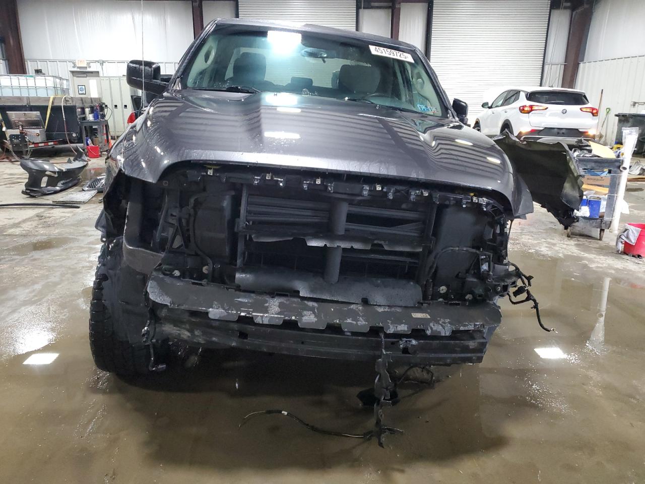 2017 RAM 1500 VIN 1C6RR7FT8HS620755 Copart auction photo, front end / side damage thumbnail 5