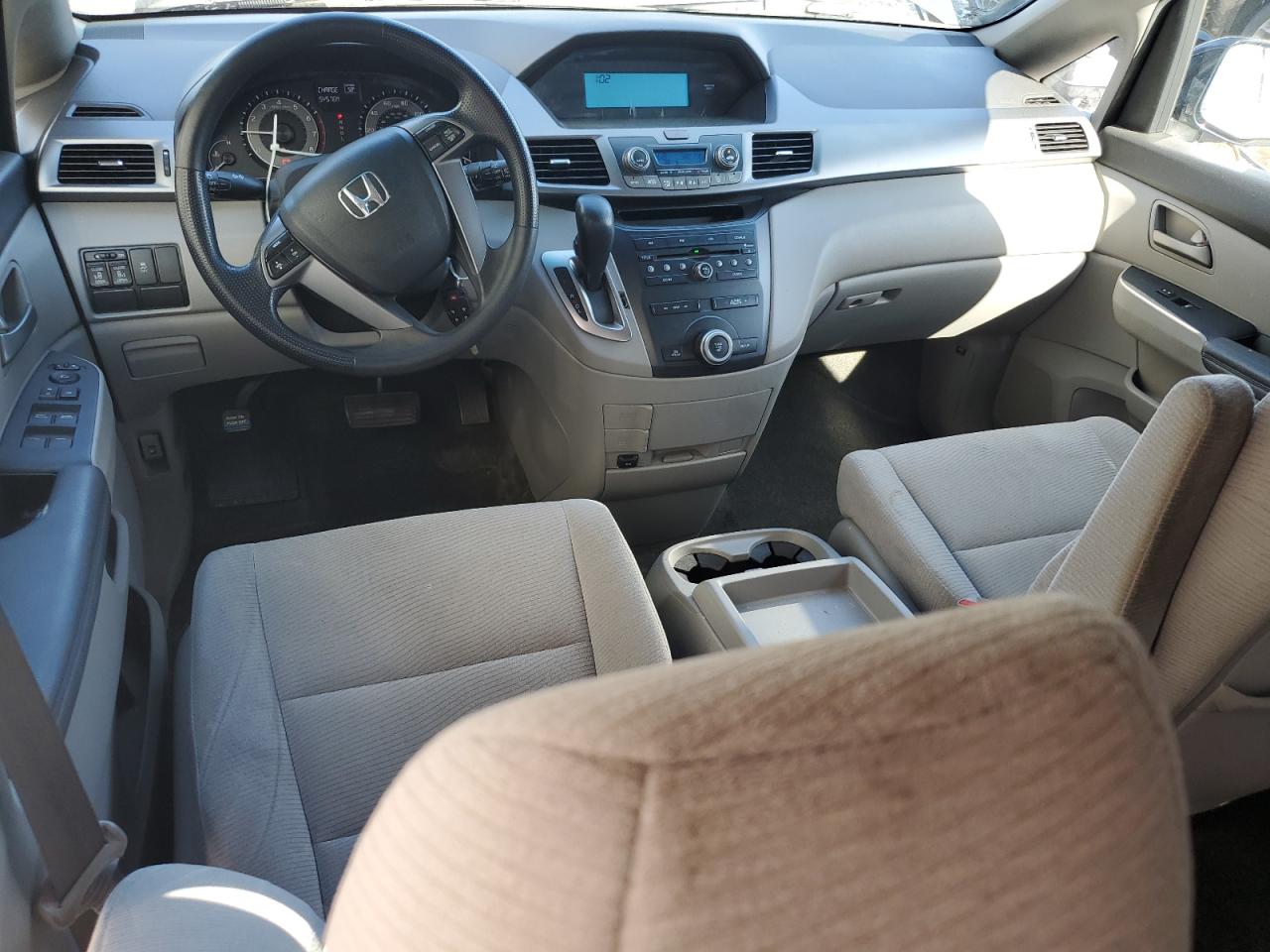 2011 Honda Odyssey VIN 5FNRL5H40BB068984 Copart auction photo, front end damage thumbnail 8