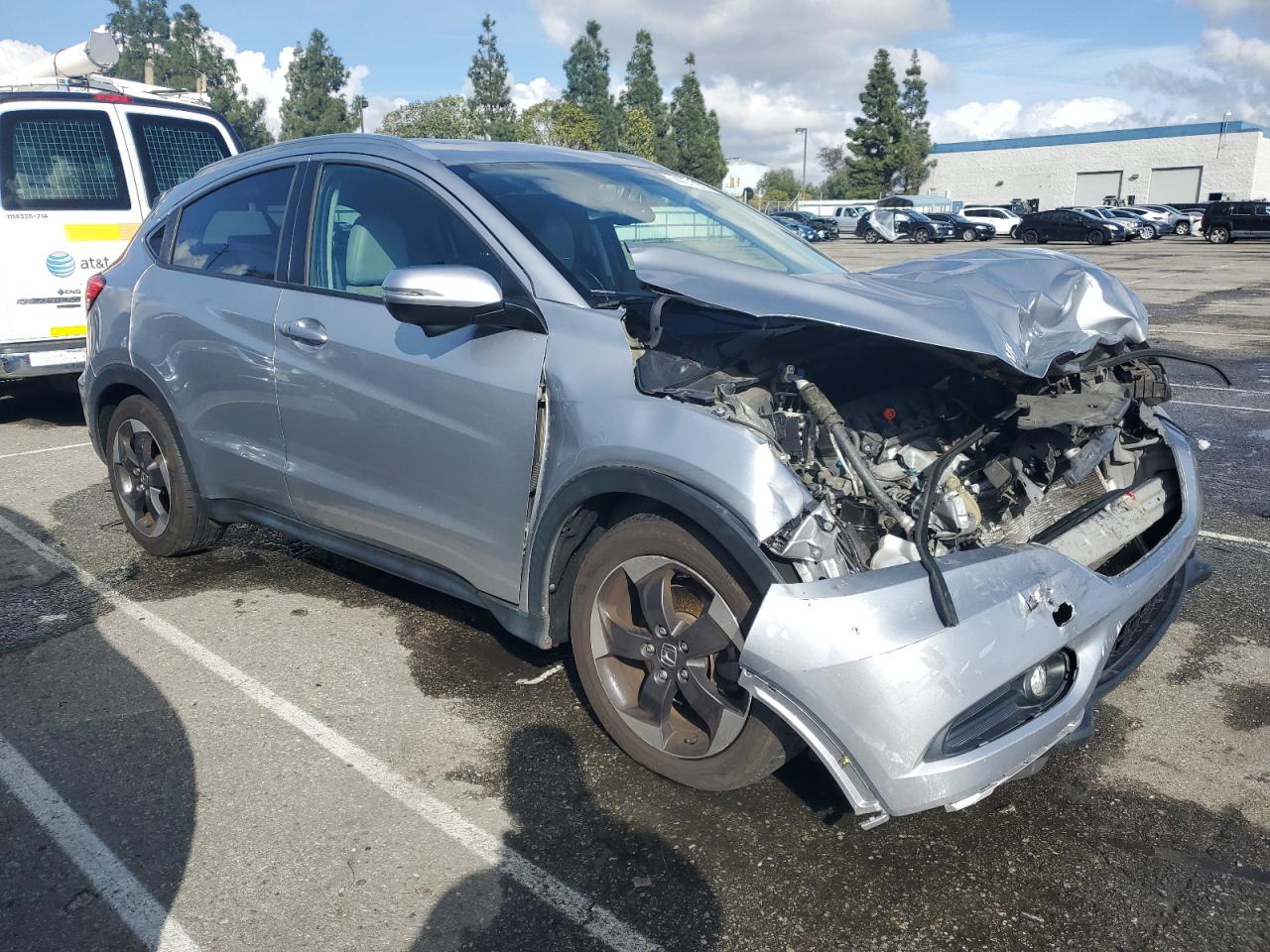 2018 Honda HR-V VIN 3CZRU5H71JM707689 Copart auction photo, front end damage thumbnail 4
