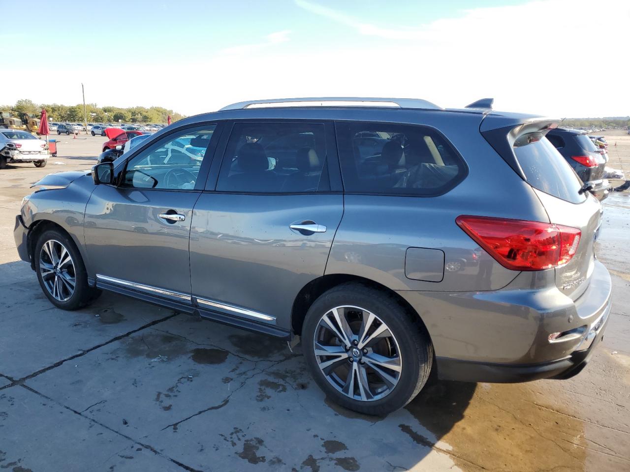 2020 Nissan Pathfinder VIN 5N1DR2DN4LC596379 Copart auction photo, front end damage thumbnail 2