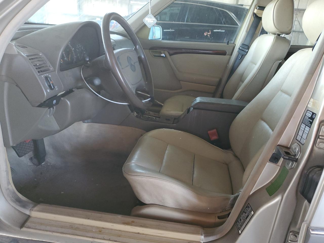 1995 Mercedes-Benz C-klasse VIN WDBHA22E8SF247446 Copart auction photo, front end / side damage thumbnail 7