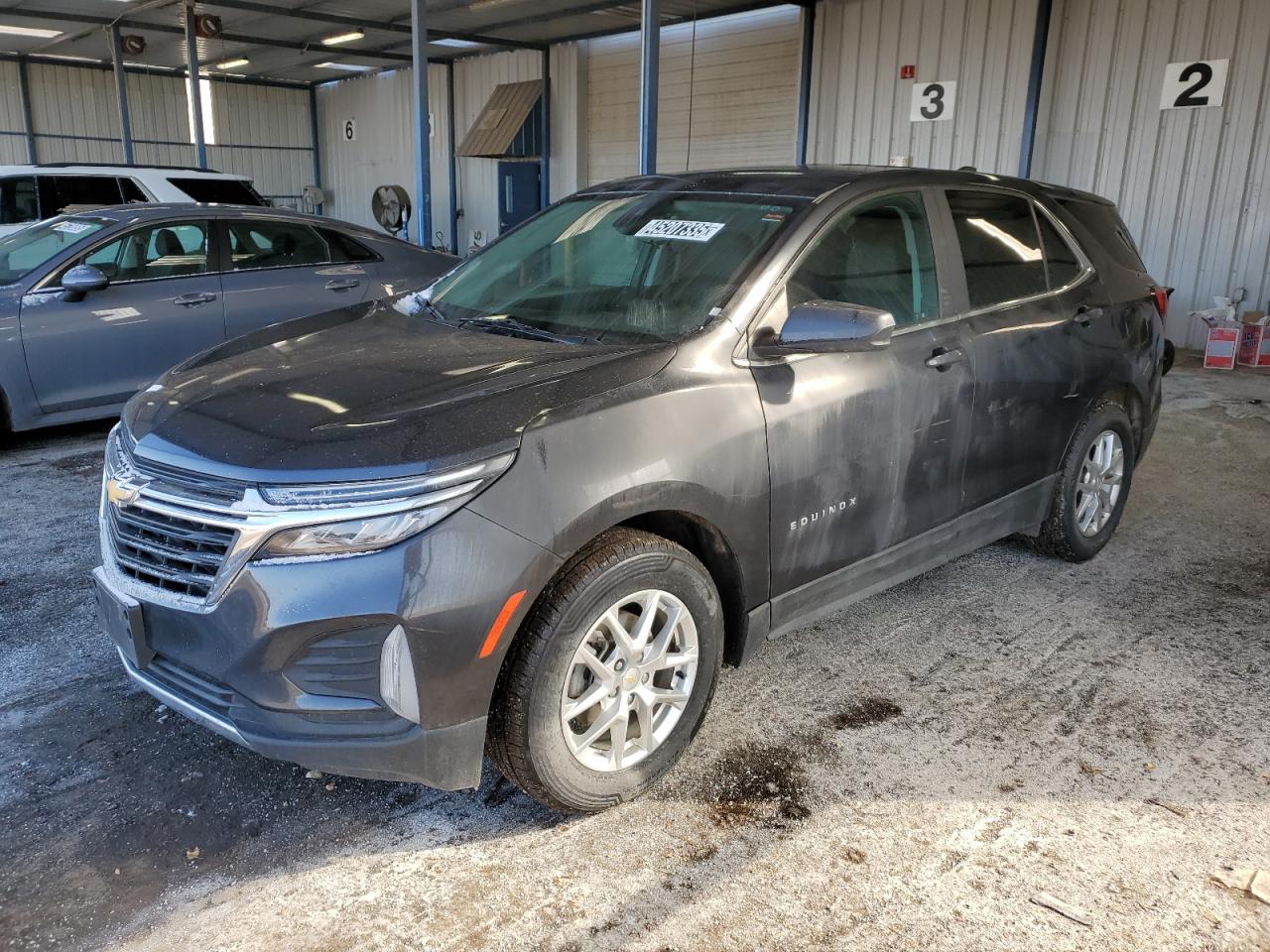 2022 Chevrolet Equinox VIN 2GNAXUEV6N6156125