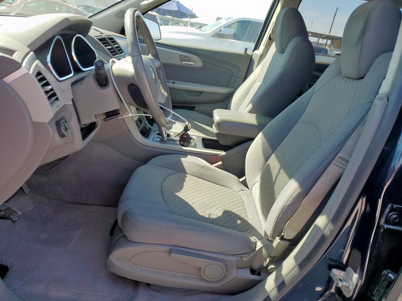 2012 Chevrolet Traverse VIN 1GNKRFED0CJ332992 Copart auction photo, minor dent/scratches damage thumbnail 7