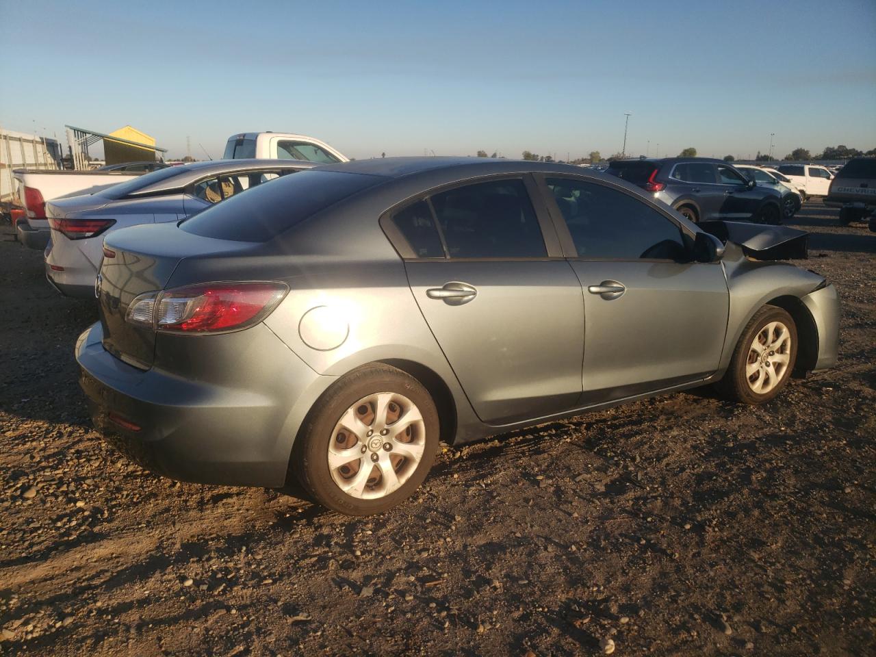 2012 Mazda 3 VIN JM1BL1UG4C1558736 Copart auction photo, front end damage thumbnail 3