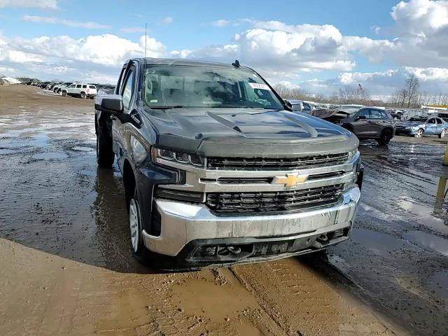2020 Chevrolet Silverado VIN 1GCRYDED0LZ319904 Copart auction photo, side / minor dent/scratches damage thumbnail 13