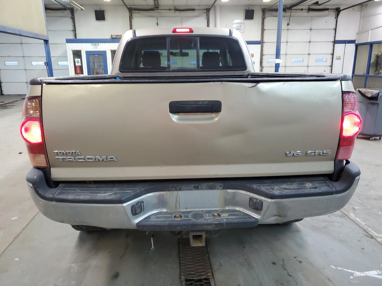 2007 Toyota Tacoma VIN 5TEUU42N27Z365666 Copart auction photo, all over damage thumbnail 6