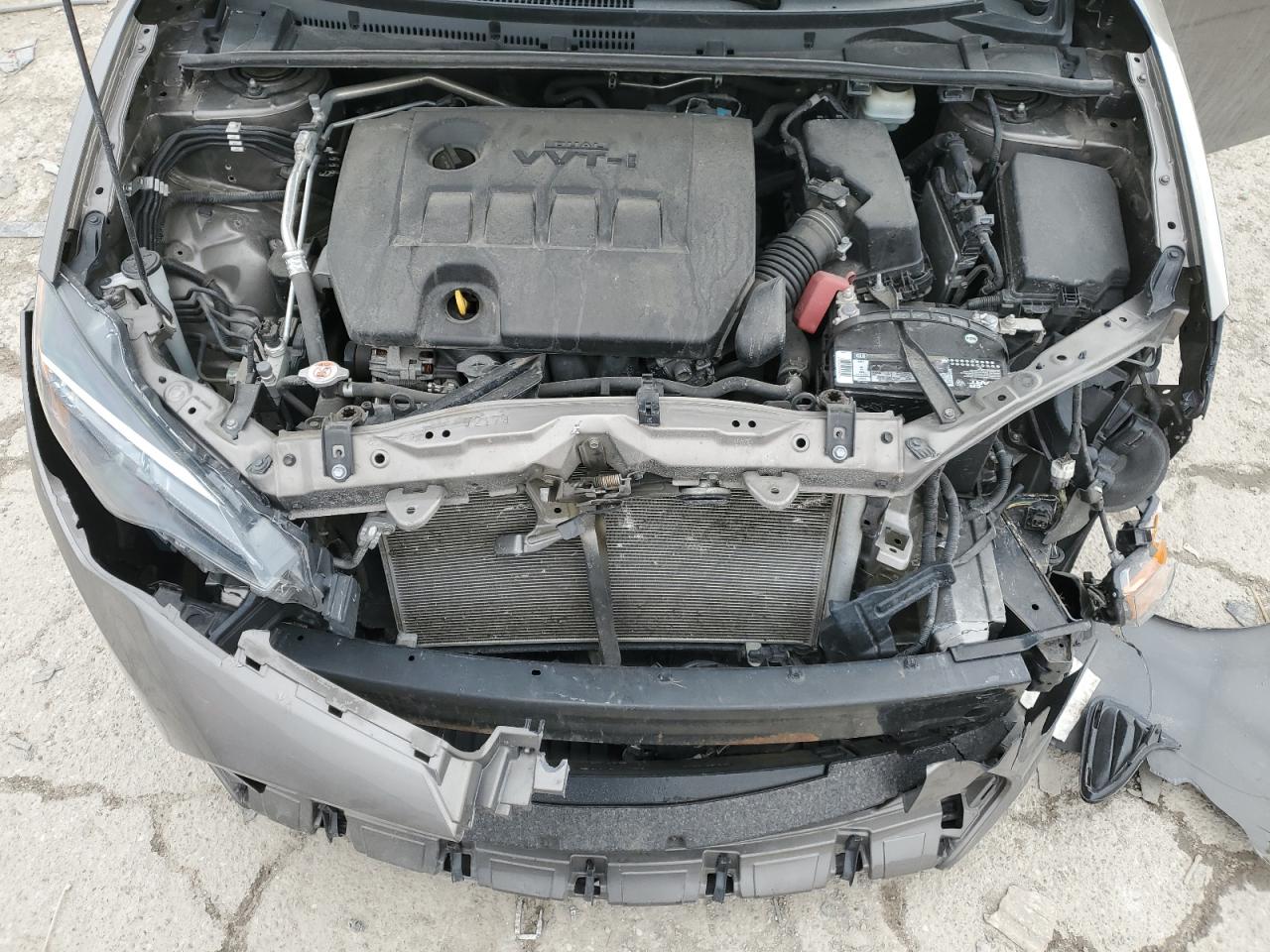 2018 Toyota Corolla VIN 2T1BURHE2JC043991 Copart auction photo, front end damage thumbnail 11