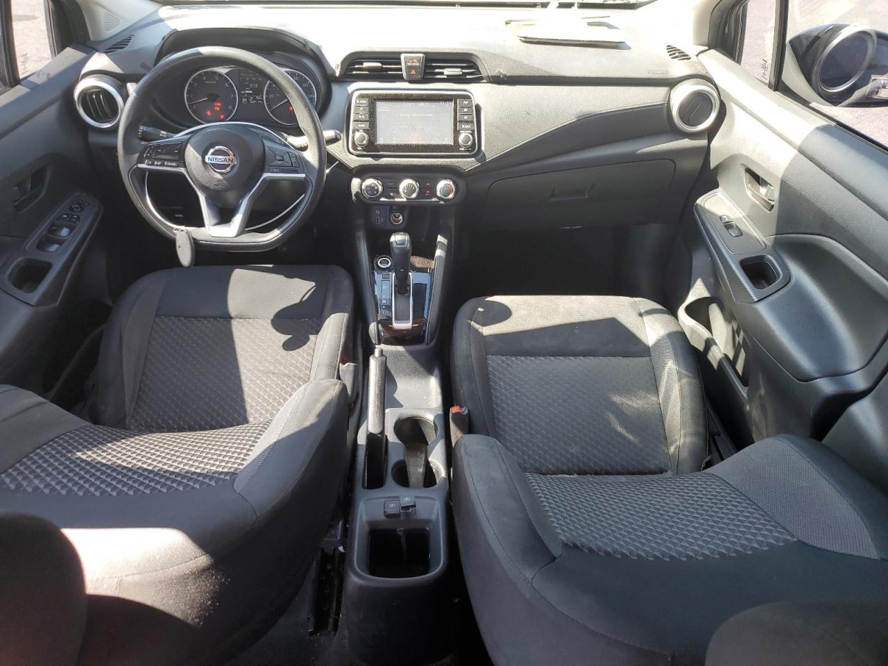 2020 Nissan Versa VIN 3N1CN8DV2LL916983 Copart auction photo, front end / minor dent/scratches damage thumbnail 8