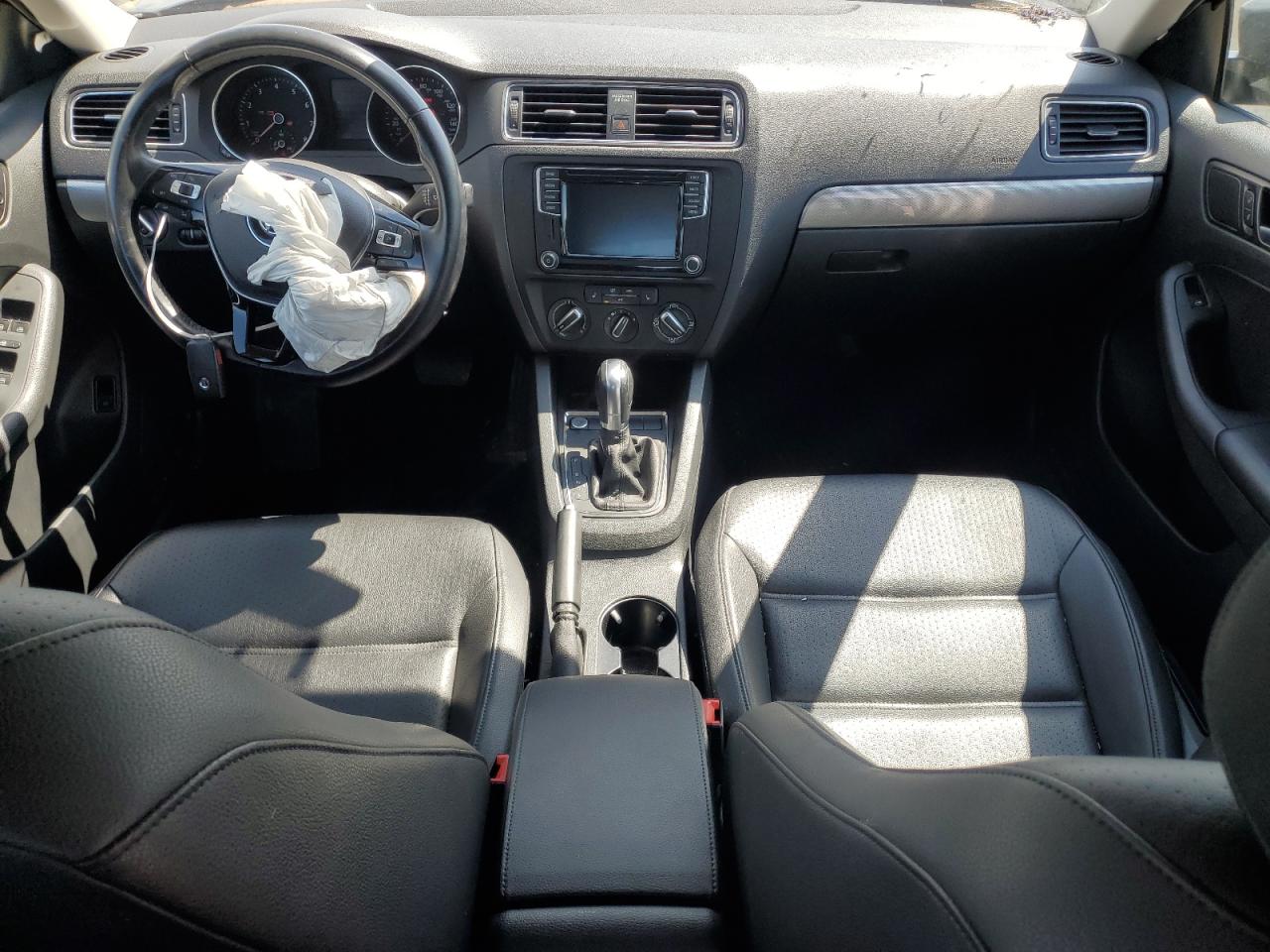 2017 Volkswagen Jetta VIN 3VWDB7AJ4HM200624 Copart auction photo, front end damage thumbnail 8