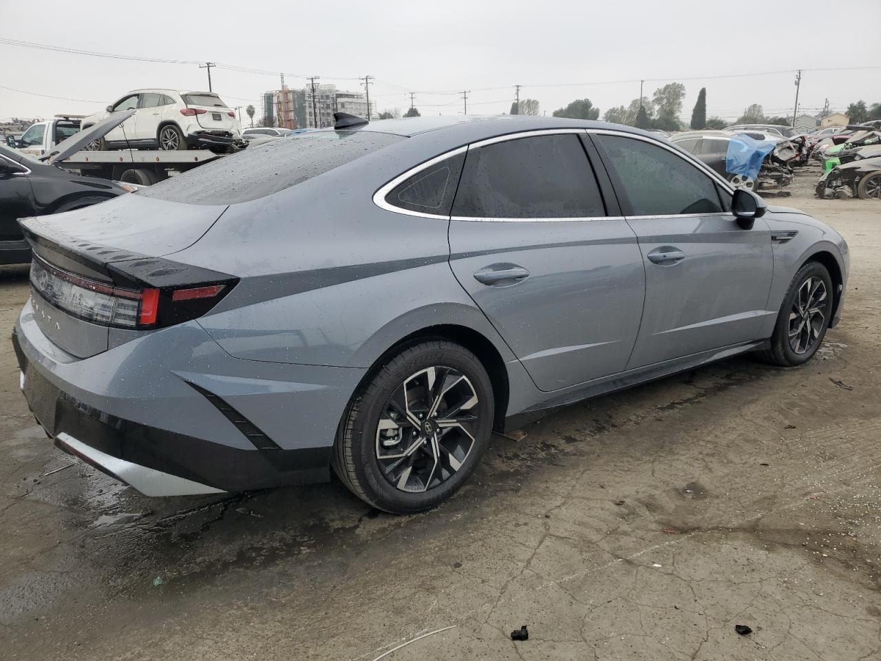 2024 Hyundai Sonata VIN KMHL64JAXRA381031 Copart auction photo, all over damage thumbnail 3