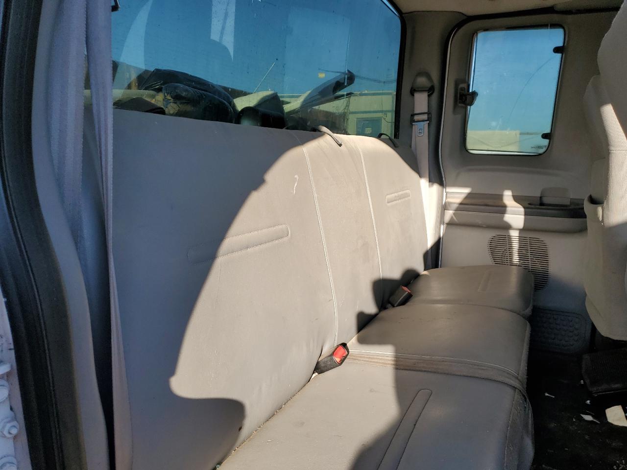 2006 Ford F250 VIN 1FTSX21P76ED23193 Copart auction photo, rear end / minor dent/scratches damage thumbnail 10