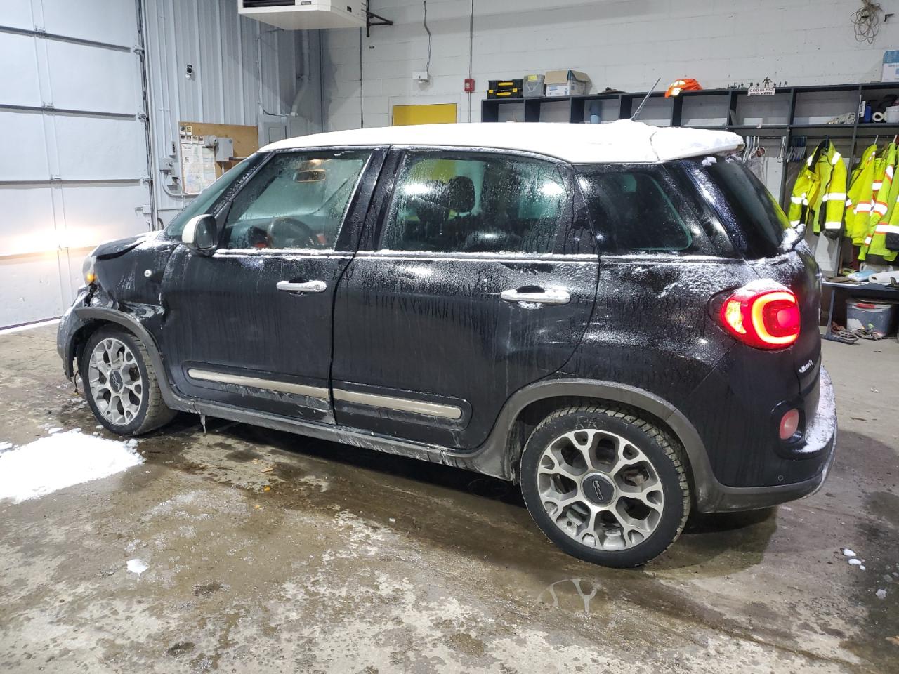 2016 Fiat 500 VIN ZFBCFADH9GZ038014 Copart auction photo, front end damage thumbnail 2