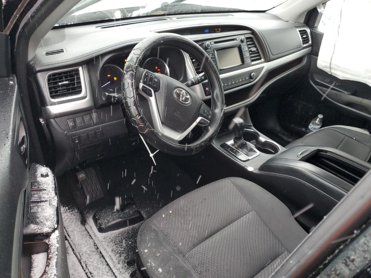 2018 Toyota Highlander VIN 5TDBZRFH3JS886233 Copart auction photo, all over damage thumbnail 8