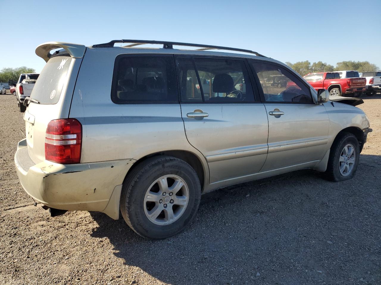2001 Toyota Highlander VIN JTEGD21AX10012739 Copart auction photo, front end / minor dent/scratches damage thumbnail 3