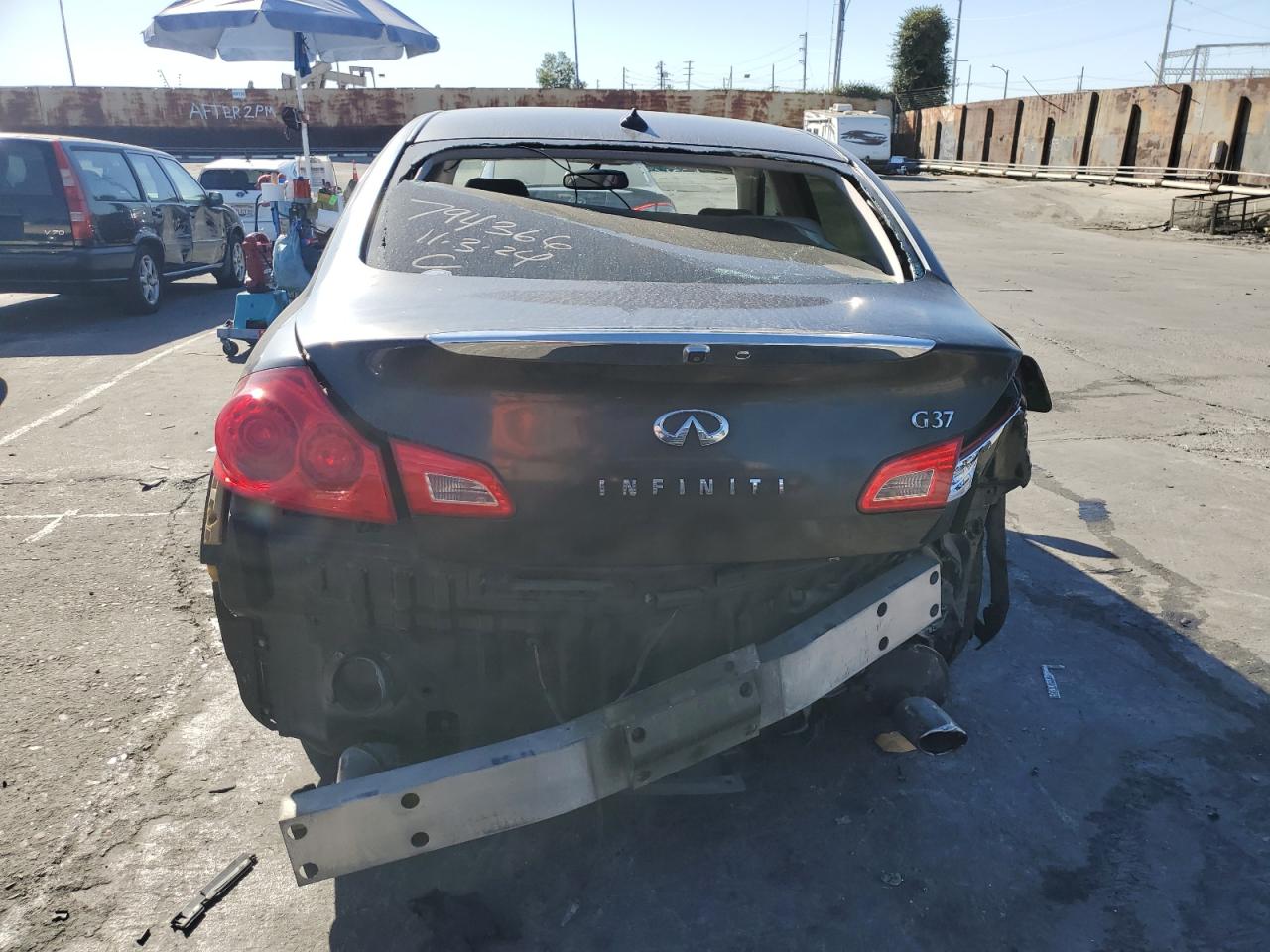 2009 Infiniti G VIN JNKCV61E39M305993 Copart auction photo, vandalism / stripped damage thumbnail 6