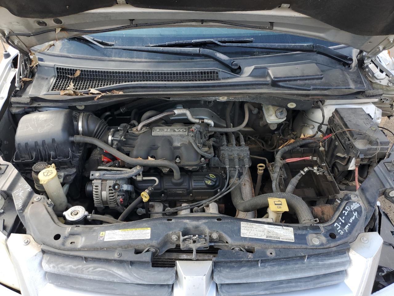 2008 Dodge Caravan VIN 2D8HN44HX8R746485 Copart auction photo, front end / all over damage thumbnail 13