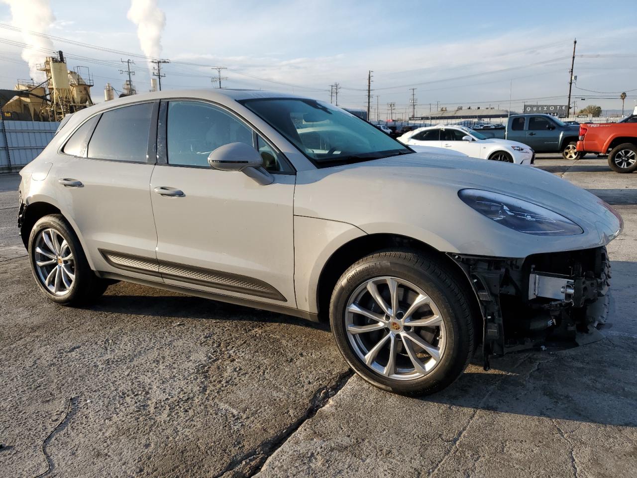 2024 Porsche Macan VIN WP1AA2A53RLB11434 Copart auction photo, rear end / front end damage thumbnail 4